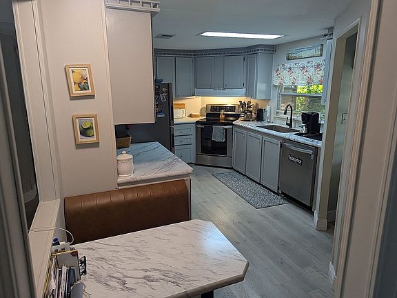 5th image of 481 La Buona Vita Dr