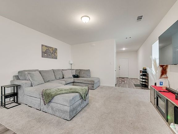 5th image of 6416 Bishop Dr