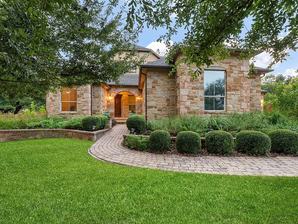 1st image of 170 Kinloch Ct
