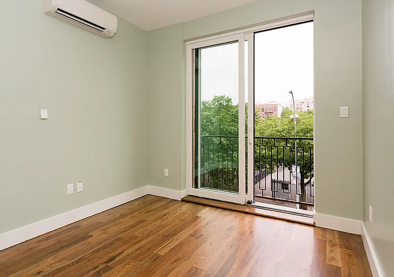 238 Pulaski St #6B — Photo 5