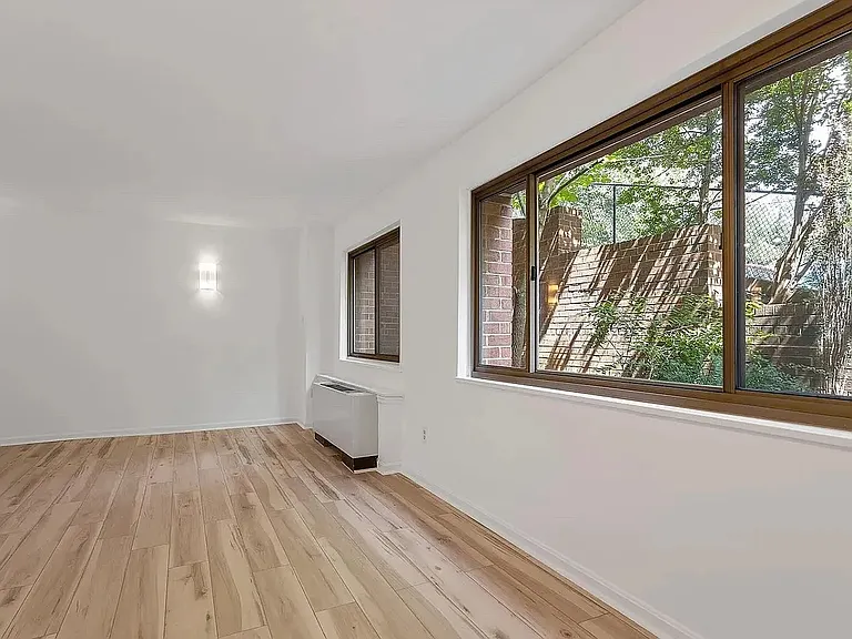 3900 Tunlaw Rd NW #208 — Photo 2