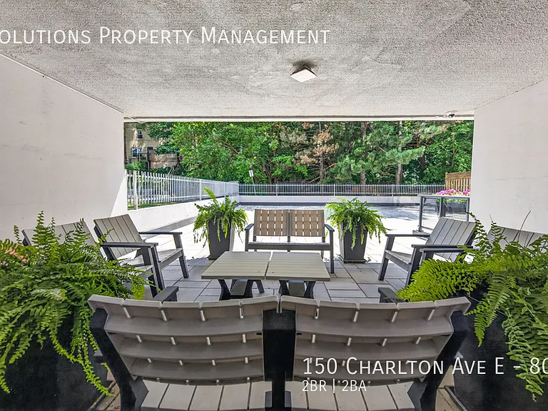 150 Charlton Ave E #804 — Photo 4
