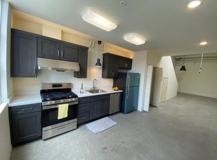 935 61st St SUITE 4, Emeryville, CA 94608