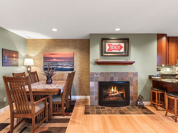 4th image of 420 Oselka Dr Suite 113