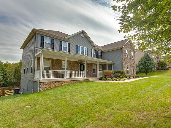 2nd image of 80 Alderwood Dr