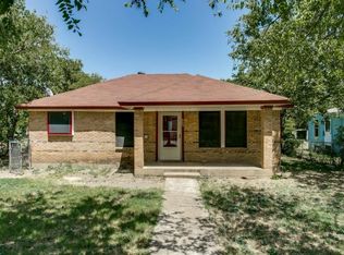 609 N Roberts Rd, Cedar Hill, TX 75104