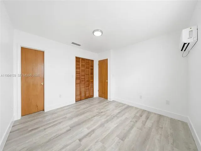 1781 SW 13th St — Photo 9