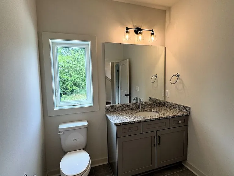 2504 Freeman Rd SW — Photo 6