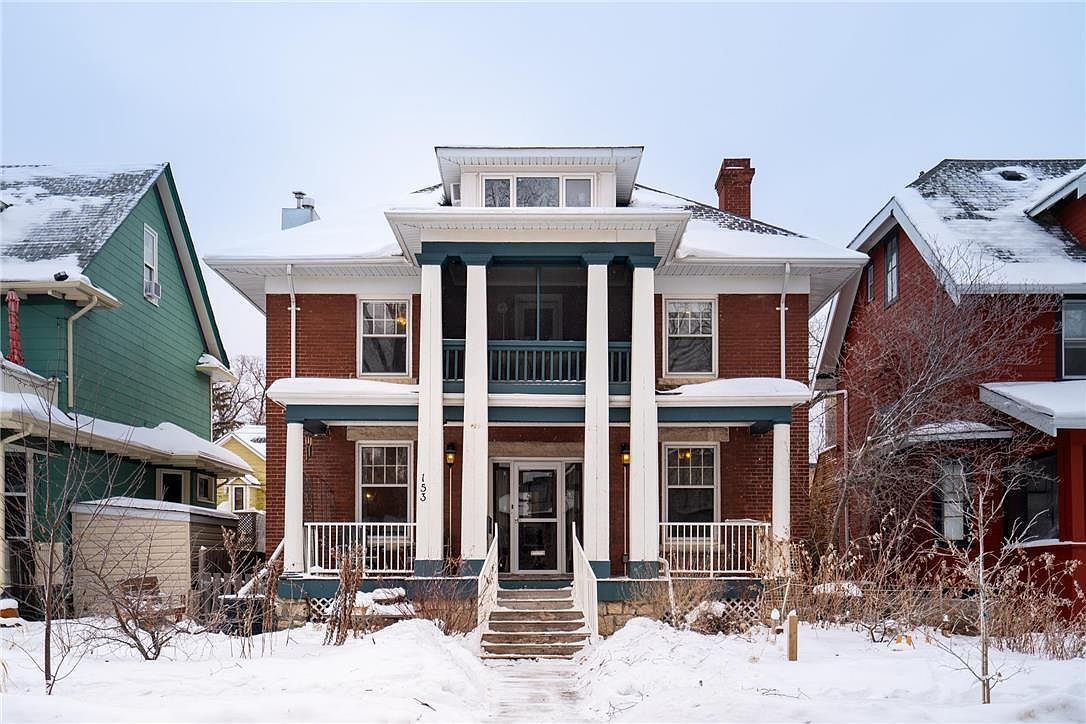 153 Canora St, Winnipeg, MB R3G 1T1 Zillow
