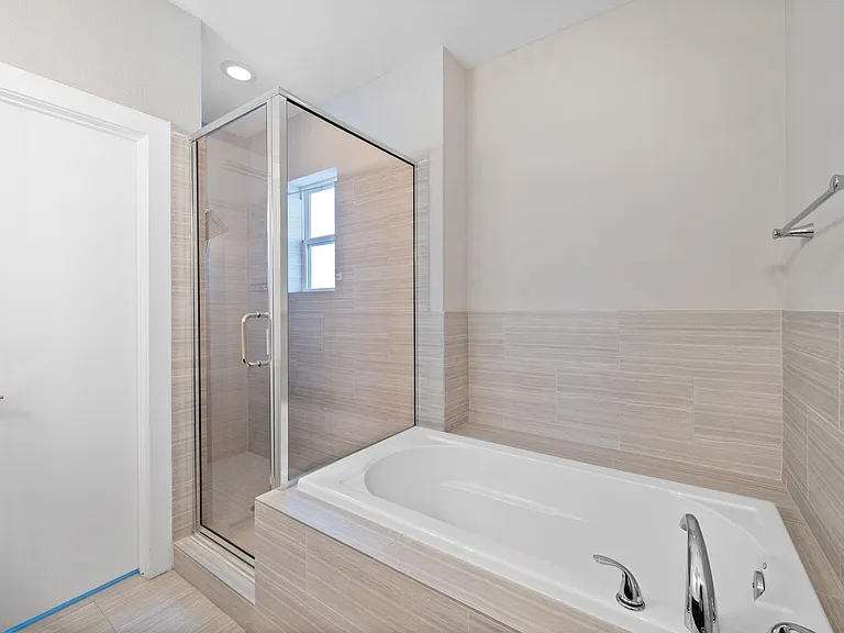 765 Grove St — Photo 19
