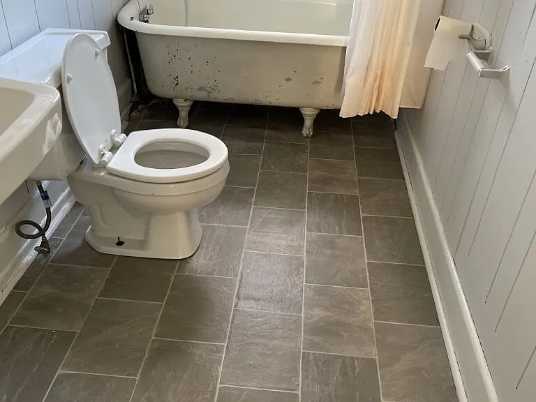 401 Breazeale St — Photo 6