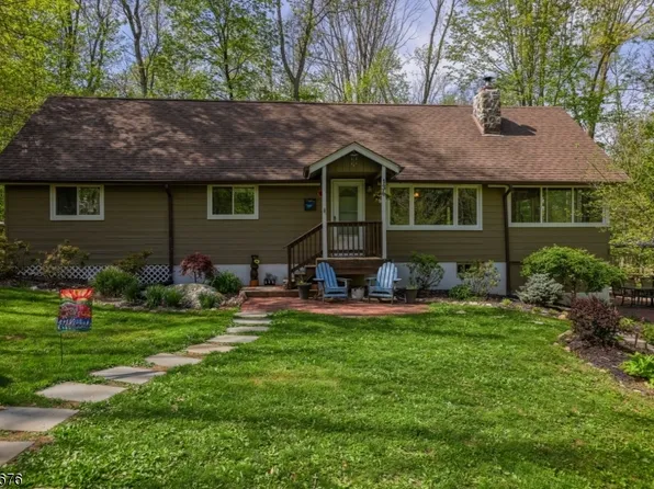 136 Glen Rd Ext, Vernon Twp., NJ 07422