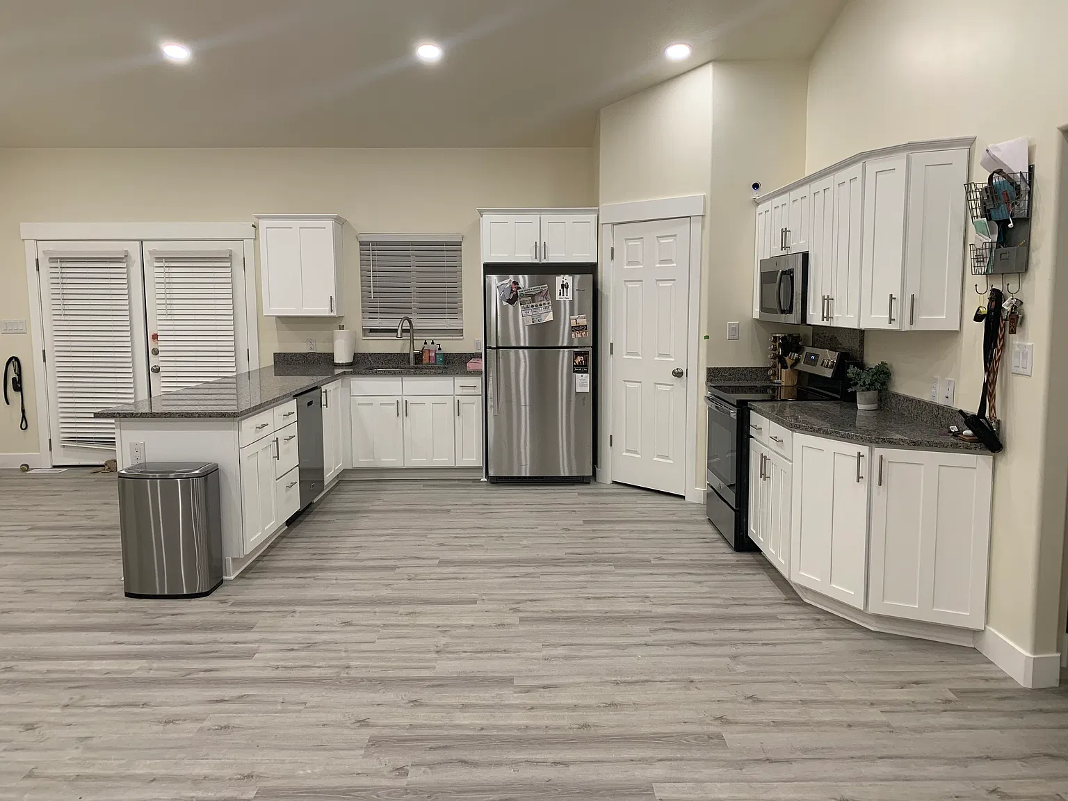 3 bed, 1700 sqft, $2,200 — Photo 3