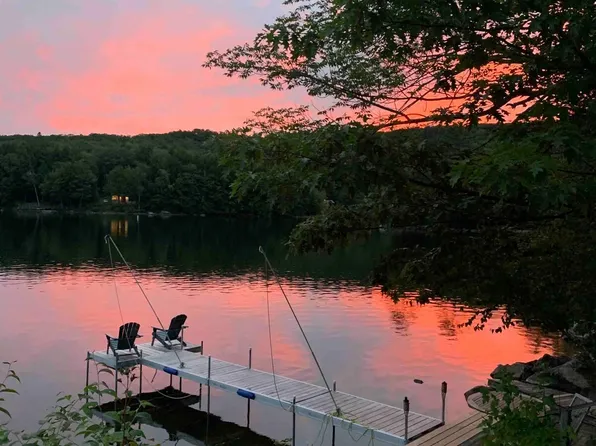 1080 Goose Pond Rd, Canaan, NH 03741