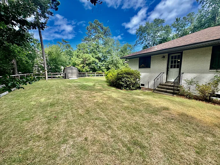 303 Long Leaf Dr — Photo 26