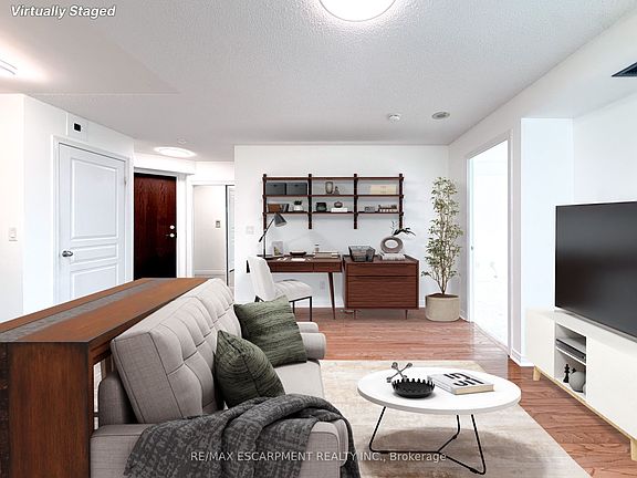 4th image of 2545 Erin Centre Blvd #509