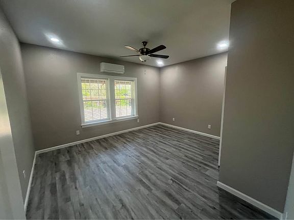 5th image of 6272 Adelbert Dr #102