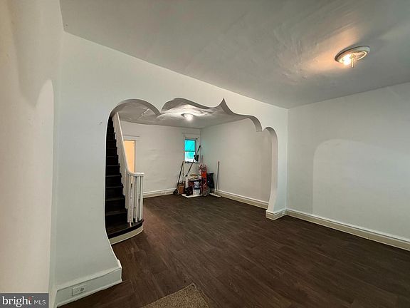 2nd image of 1504 S Dover St