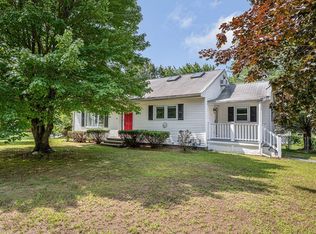 174 Frost Rd, Tyngsboro, MA 01879