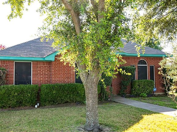 3rd image of 3030 Stonycroft Dr