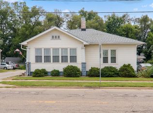 1206 W Locust St, Bloomington, IL 61701