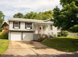 11255 Monte Carlo Dr, Saint Louis, MO 63126