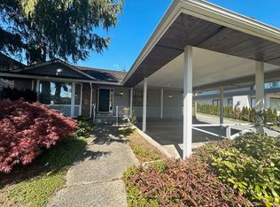 2229 Kings Ave #12, West Vancouver, BC V7V 2C1