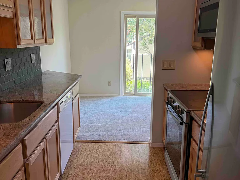 777 San Antonio Rd #2 — Photo 4