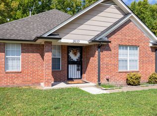 2537 Parkview Dr, Memphis, TN 38128