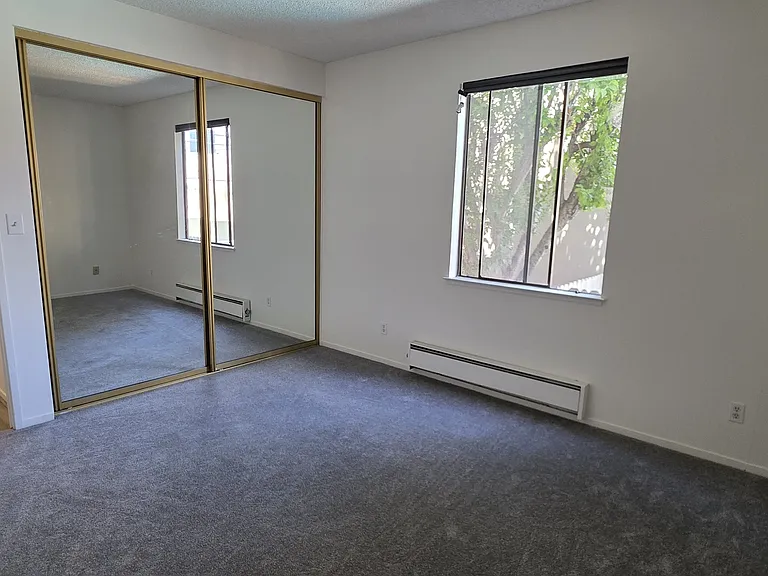 1427 Floribunda Ave #106 — Photo 12