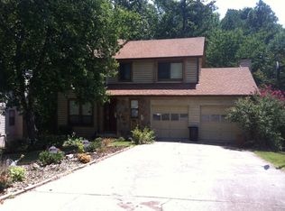 918 Chapman Cir, Stone Mountain, GA 30088