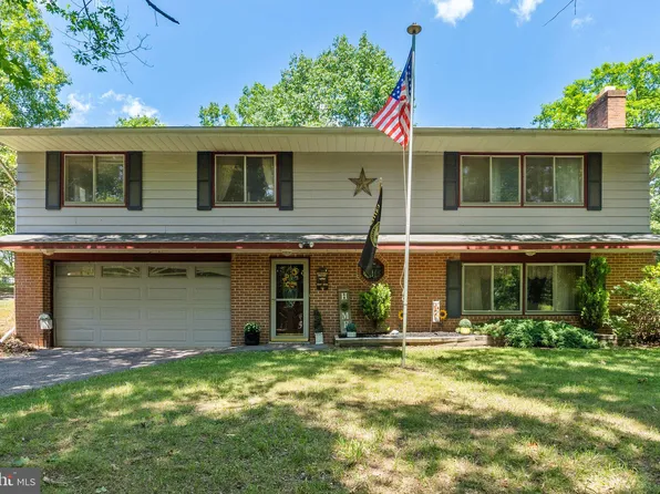 3156 Hunting Ridge Rd, Winchester, VA 22603