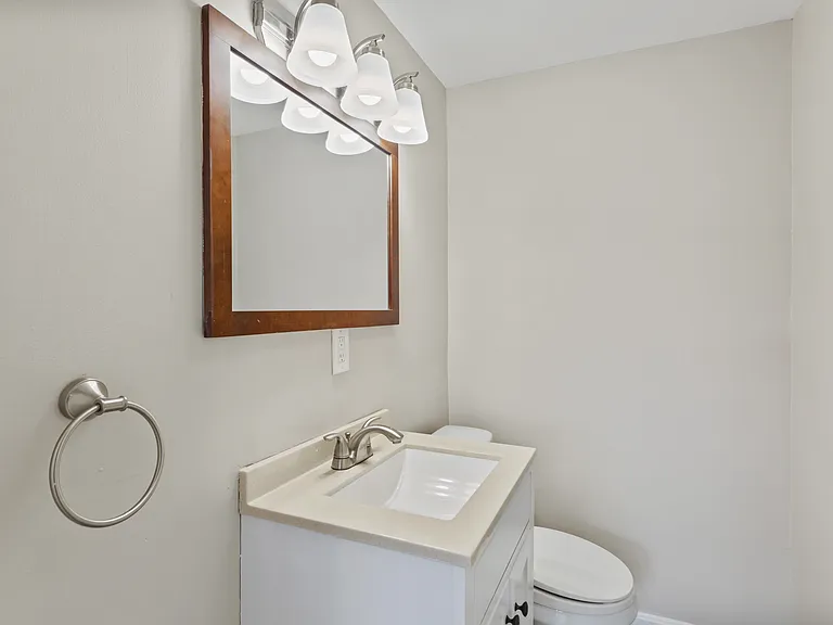 65 Hale St #2 — Photo 35