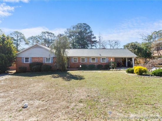 2705 Dartmouth Dr, Fayetteville, NC 28304