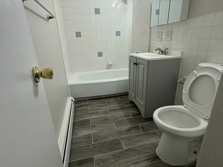 67 Brinkerhoff St #D4 — Photo 6