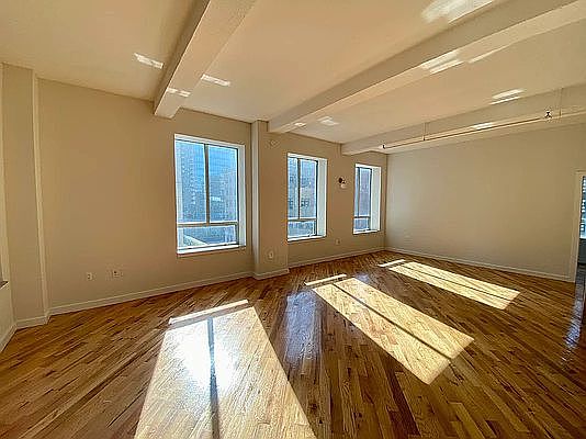 1st image of 29-28 41st Ave #706