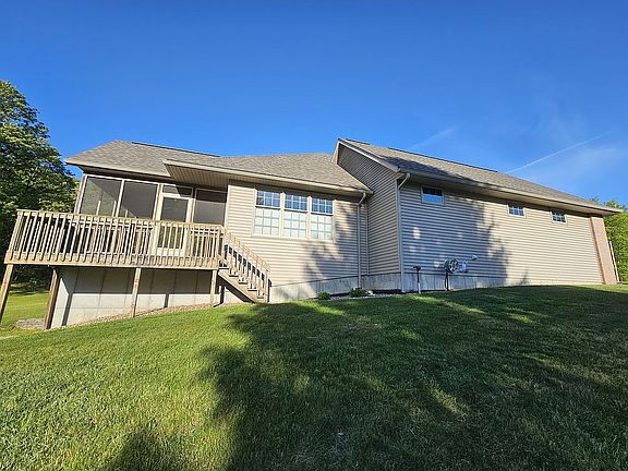 2nd image of 129 109th Ave