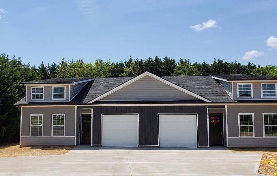 1st image of 816 Berry Rd