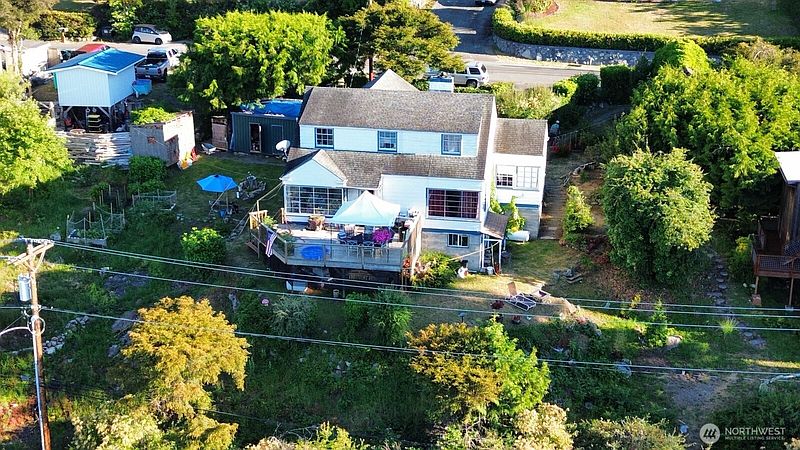 2nd image of 460 Harrison Street