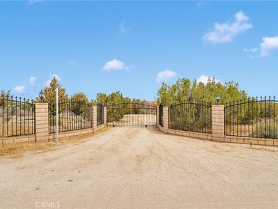 1026 Juniper Rd, Pinon Hills, CA, 92372