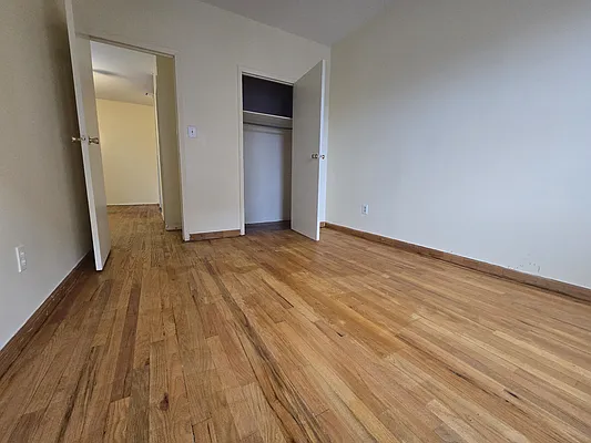 Rented by Duradox Management LLC | media 17