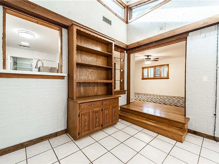 7521 Brentcove Cir — Photo 18