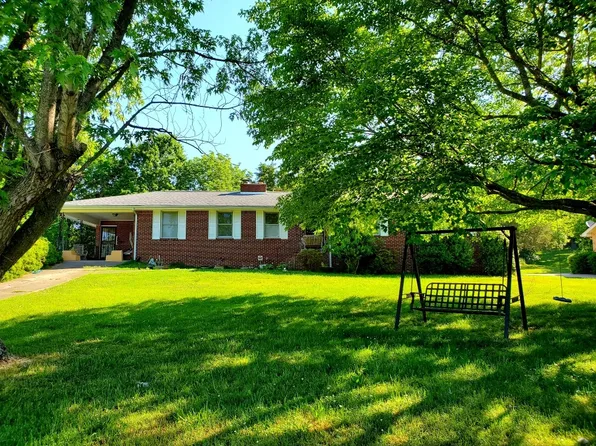 611 Angela Cir, Goodlettsville, TN 37072