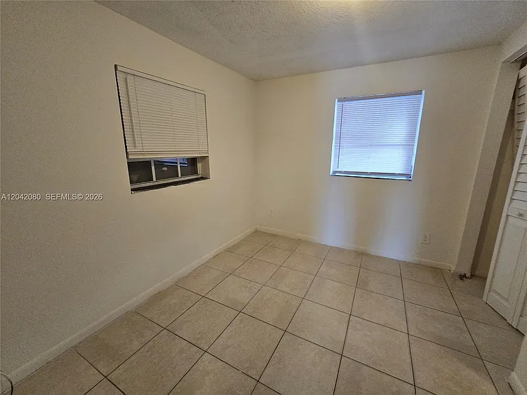 2203 Taft St #B — Photo 7