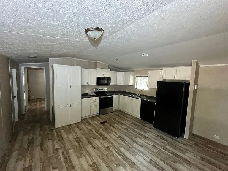 291 Private Road 6420 — Photo 1