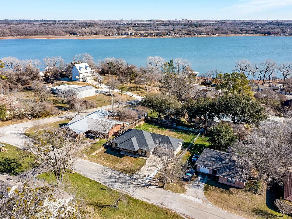 1st image of 134 Coronado Trl