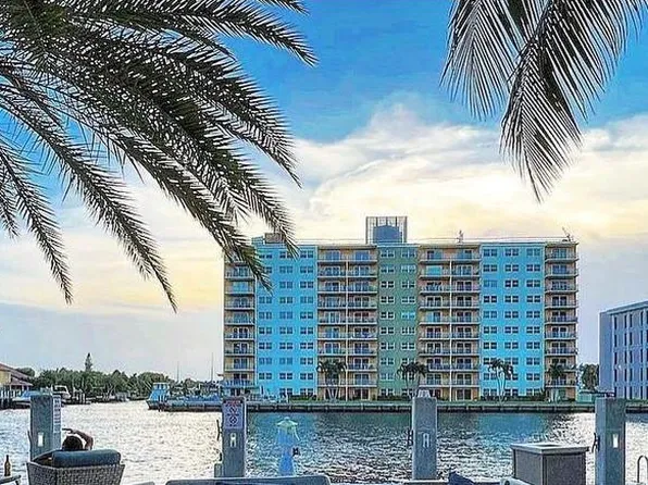 2900 NE 30th St APT 8M, Fort Lauderdale, FL 33306