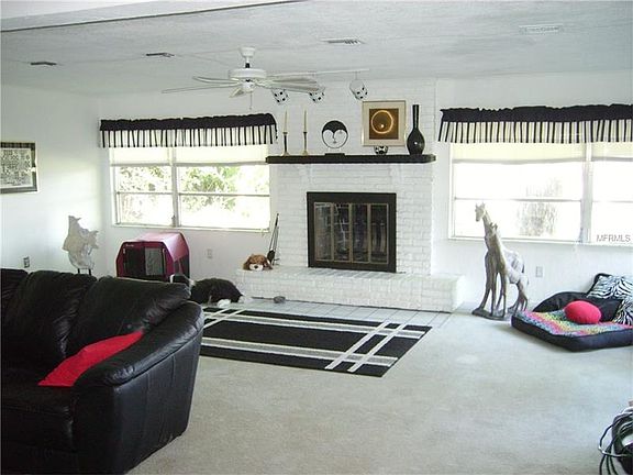 3rd image of 130 Hattaway Dr