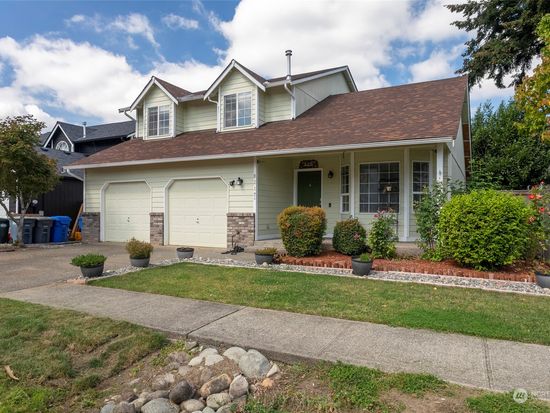 8217 185th Street Ct E, Puyallup, WA 98375