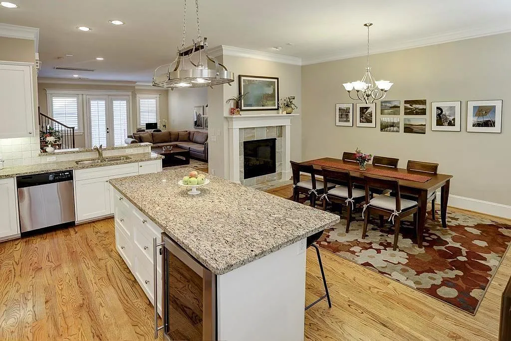 3 bed, 2.5 bath, 2152 sqft, $3,500 — Photo 4